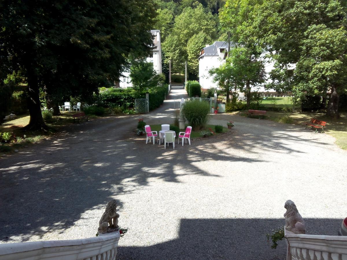 Castel De La Pique Bed and Breakfast Bagnères-de-Luchon Εξωτερικό φωτογραφία